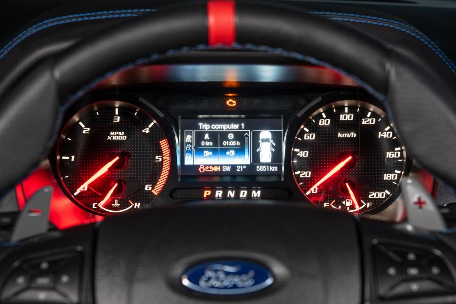 Панель приборов Ford Ranger Raptor 2019 года  (ZA) (фото 3 из 40)
